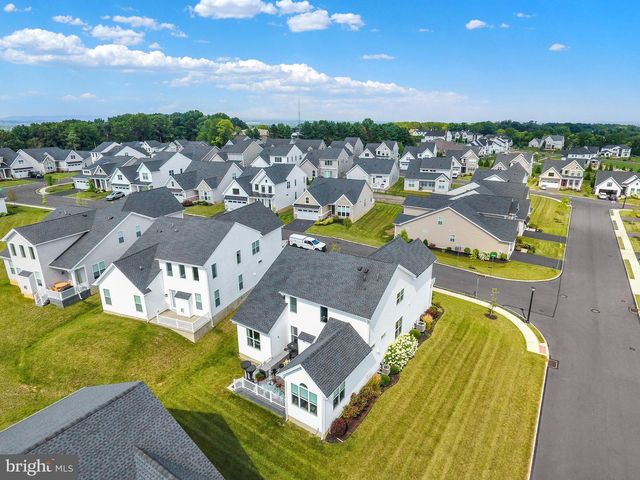 1814 STANG DR, Allentown, PA 18104