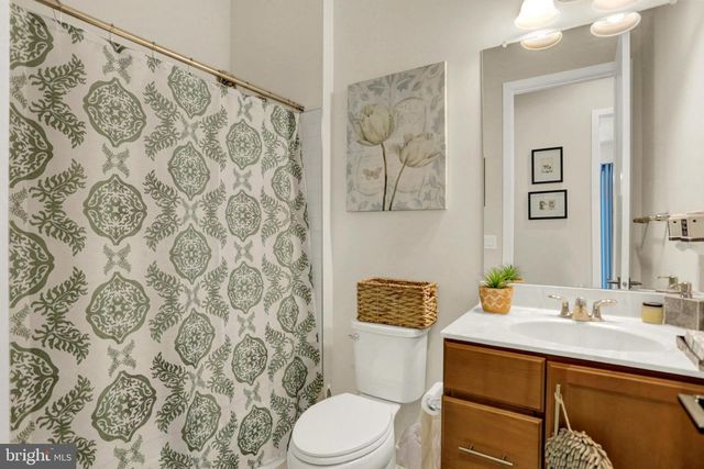 1814 STANG DR, Allentown, PA 18104