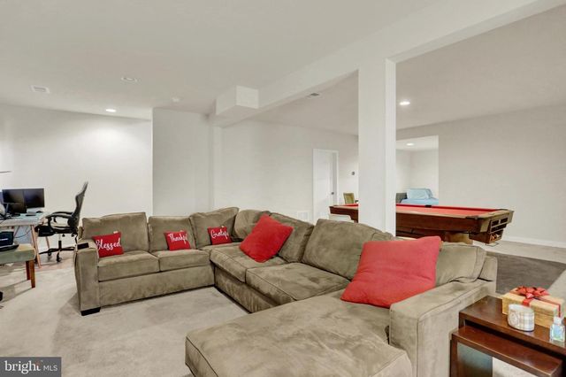 1814 STANG DR, Allentown, PA 18104