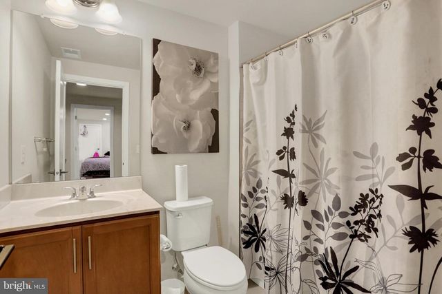 1814 STANG DR, Allentown, PA 18104