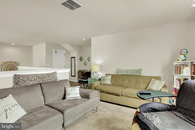 1814 STANG DR, Allentown, PA 18104