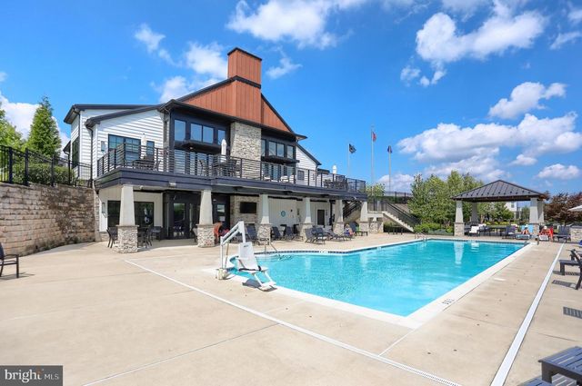 1814 STANG DR, Allentown, PA 18104