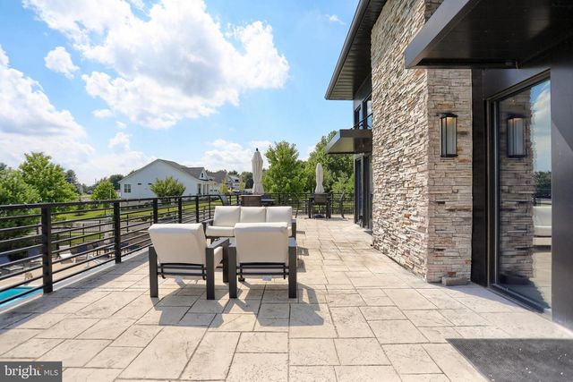 1814 STANG DR, Allentown, PA 18104