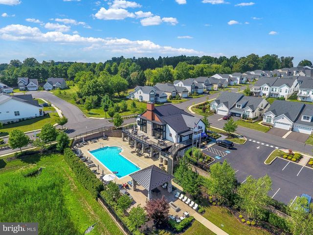 1814 STANG DR, Allentown, PA 18104