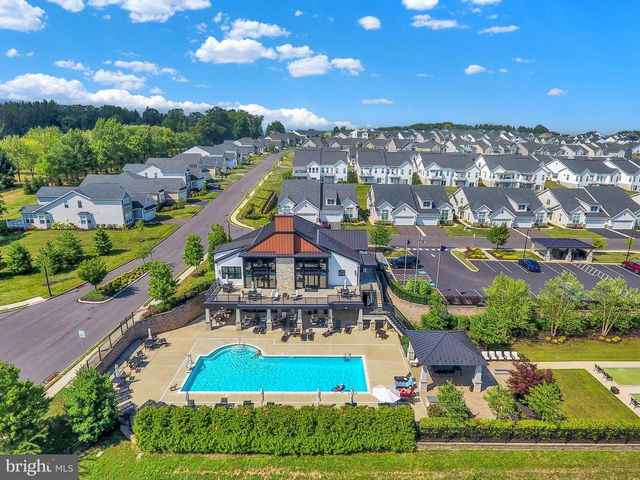 1814 STANG DR, Allentown, PA 18104