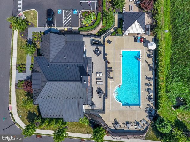 1814 STANG DR, Allentown, PA 18104