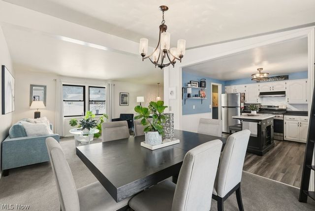 2190 Waterbury Drive, Uniontown, OH 44685