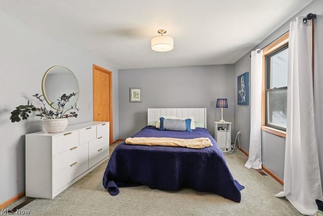 2190 Waterbury Drive, Uniontown, OH 44685