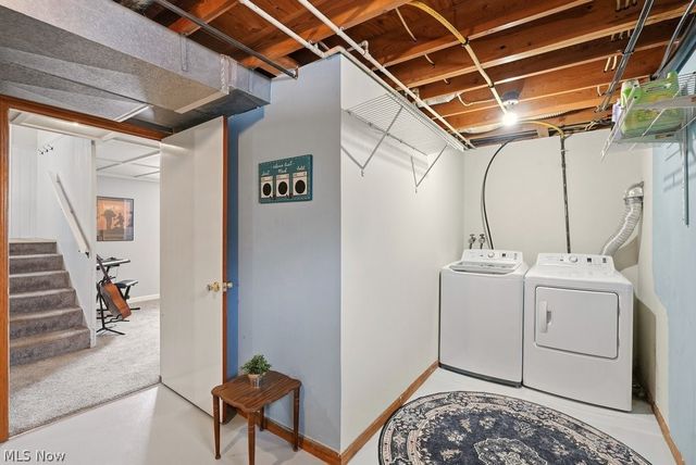 2190 Waterbury Drive, Uniontown, OH 44685