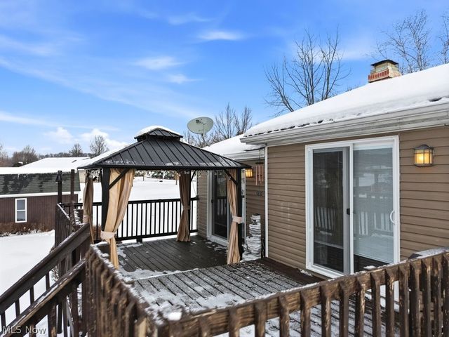 2190 Waterbury Drive, Uniontown, OH 44685