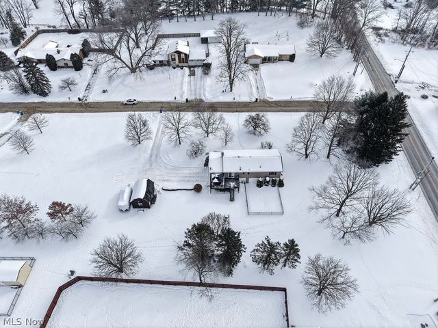 2190 Waterbury Drive, Uniontown, OH 44685