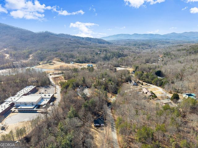 114 Tall Oak Drive, Sautee Nacoochee, GA 30571