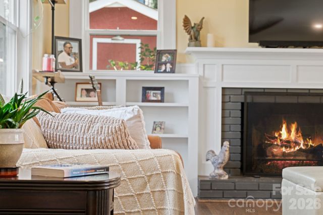 24 Dellwood Street, Asheville, NC 28806