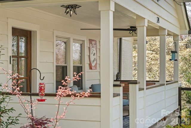 24 Dellwood Street, Asheville, NC 28806