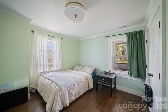 24 Dellwood Street, Asheville, NC 28806