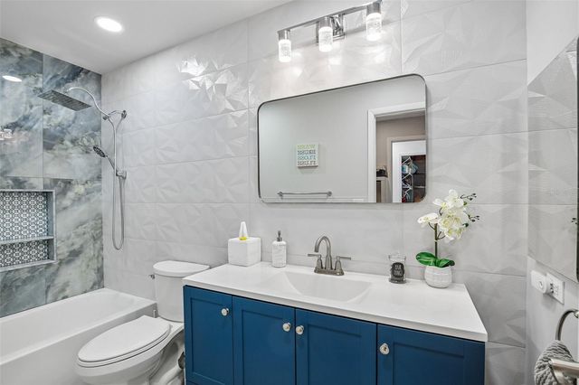 3058 LANDMARK BOULEVARD 1204, Palm Harbor, FL 34684