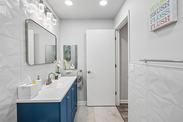 3058 LANDMARK BOULEVARD 1204, Palm Harbor, FL 34684