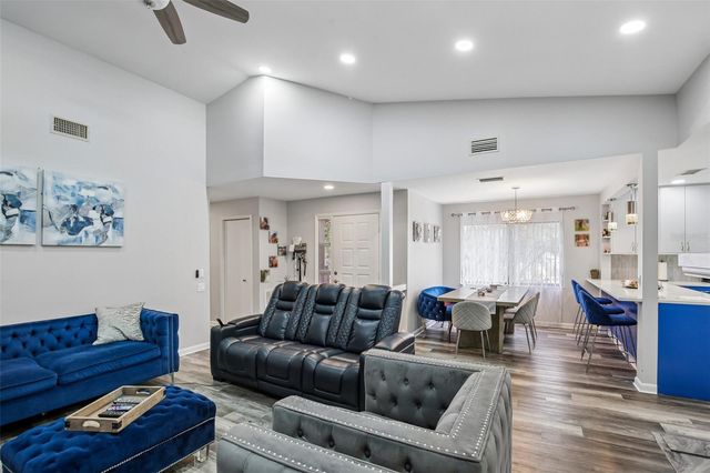 3058 LANDMARK BOULEVARD 1204, Palm Harbor, FL 34684