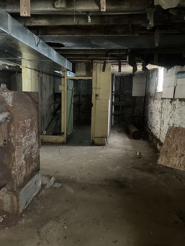 12310 S Yale Avenue, Chicago, IL 60628