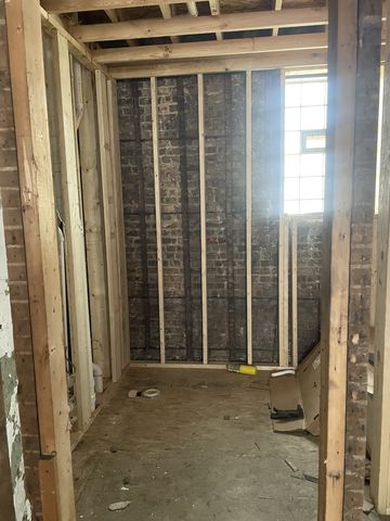 12310 S Yale Avenue, Chicago, IL 60628