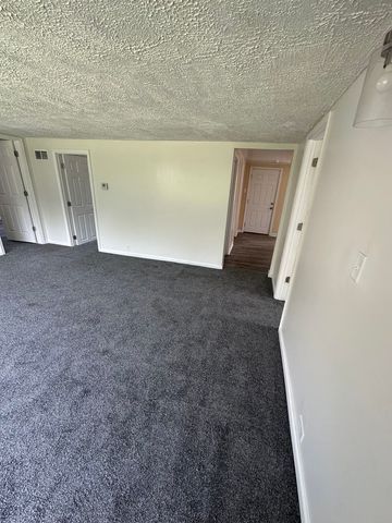 409 Barron Street 1, Bensenville, IL 60106