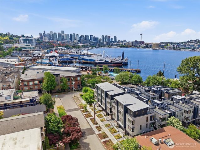 2011 Minor Avenue E, Seattle, WA 98102