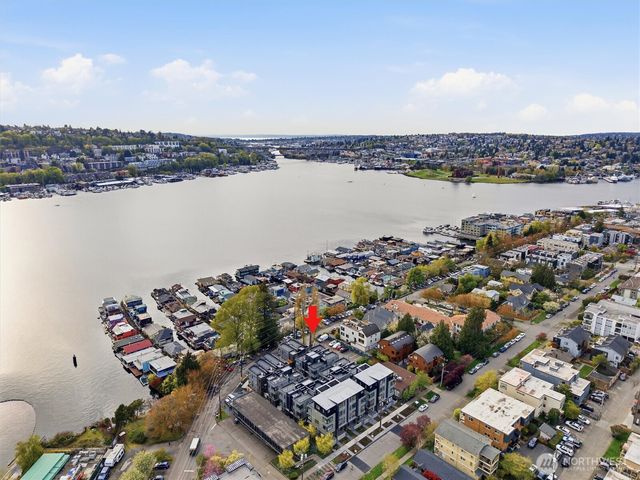 2011 Minor Avenue E, Seattle, WA 98102