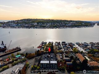 2011 Minor Avenue E, Seattle, WA 98102