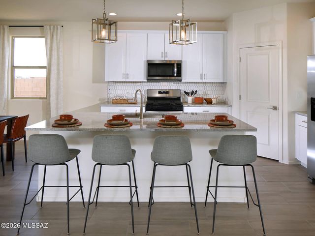 773 W Calle Cubeta, Sahuarita, AZ 85629