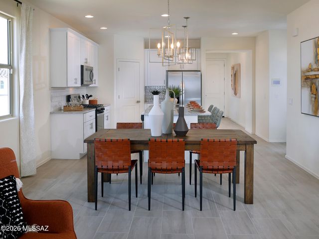 773 W Calle Cubeta, Sahuarita, AZ 85629