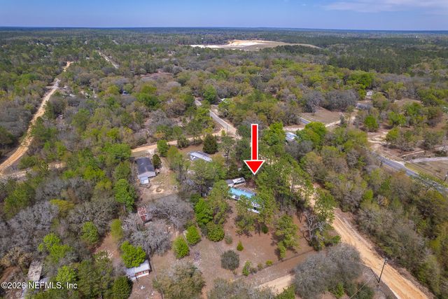 121 VENICE Drive, Interlachen, FL 32148