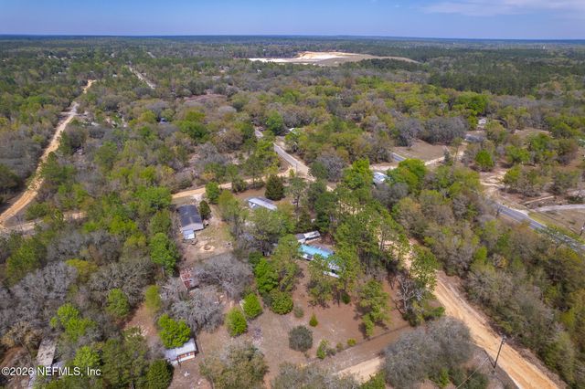 121 VENICE Drive, Interlachen, FL 32148