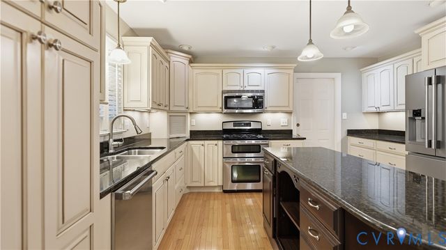 1809 Walthall Creek Dr, South Chesterfield, VA 23834