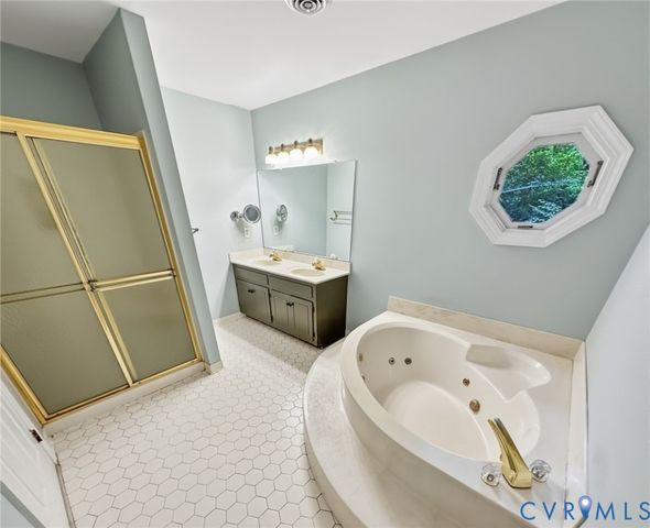 1809 Walthall Creek Dr, South Chesterfield, VA 23834