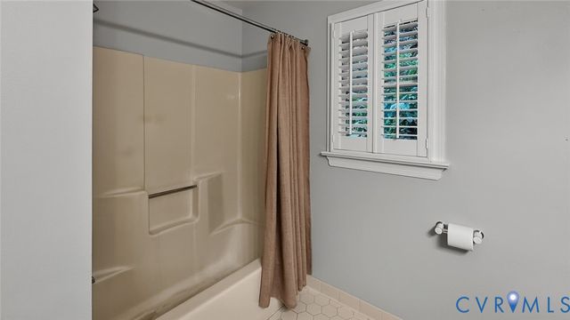 1809 Walthall Creek Dr, South Chesterfield, VA 23834