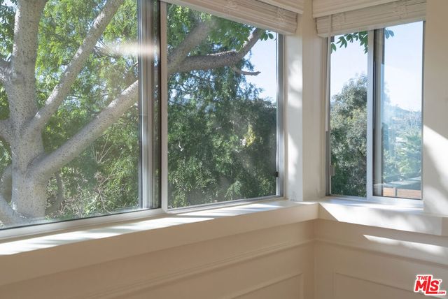 2401 Meadow Valley Terrace, Los Angeles, CA 90039