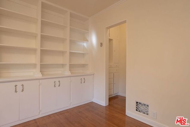 2401 Meadow Valley Terrace, Los Angeles, CA 90039