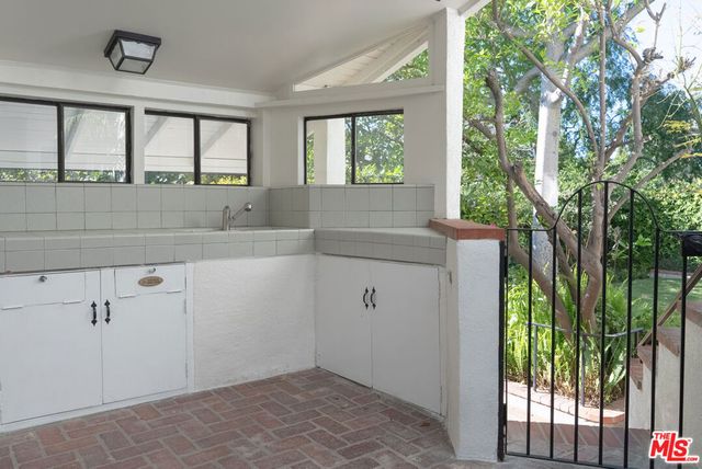 2401 Meadow Valley Terrace, Los Angeles, CA 90039