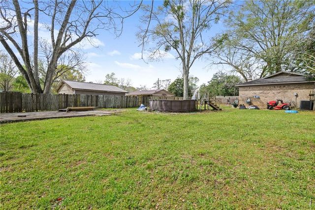 8501 Mcallister Drive, Theodore, AL 36582