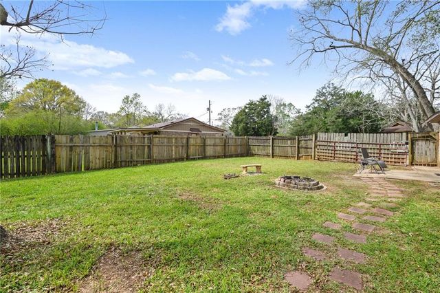 8501 Mcallister Drive, Theodore, AL 36582