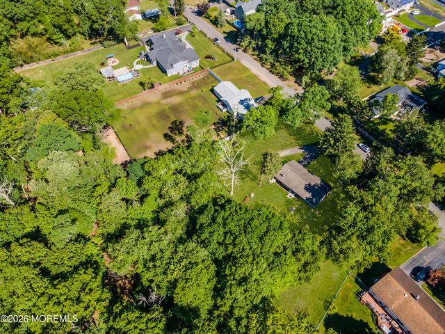 416 Oak Tree Road, Freehold, NJ 07728