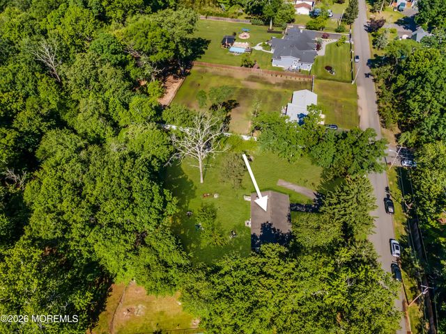 416 Oak Tree Road, Freehold, NJ 07728