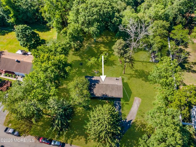 416 Oak Tree Road, Freehold, NJ 07728