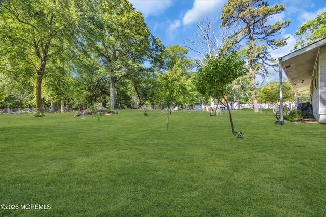 416 Oak Tree Road, Freehold, NJ 07728