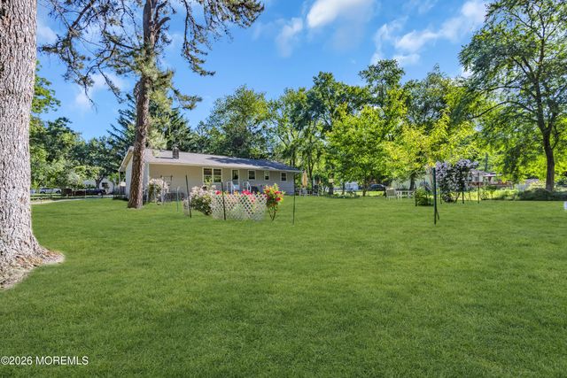 416 Oak Tree Road, Freehold, NJ 07728
