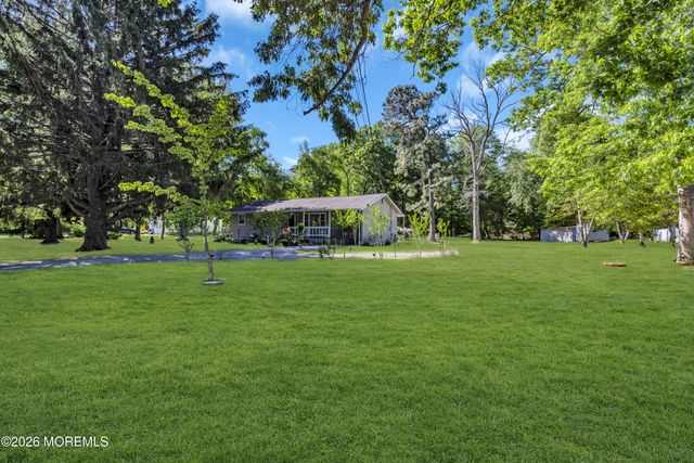 416 Oak Tree Road, Freehold, NJ 07728