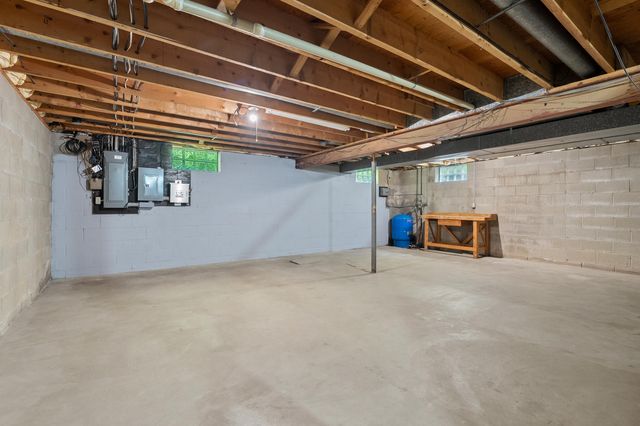 2910 N 5th Street, Oshtemo Twp, MI 49009
