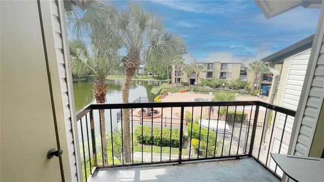 1972 LAKE ATRIUMS CIRCLE 200, Orlando, FL 32839