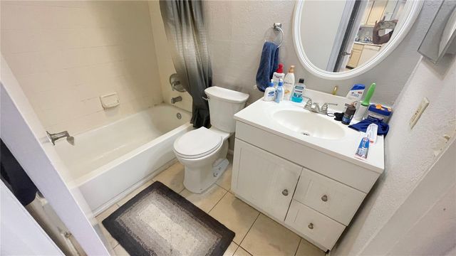 1972 LAKE ATRIUMS CIRCLE 200, Orlando, FL 32839