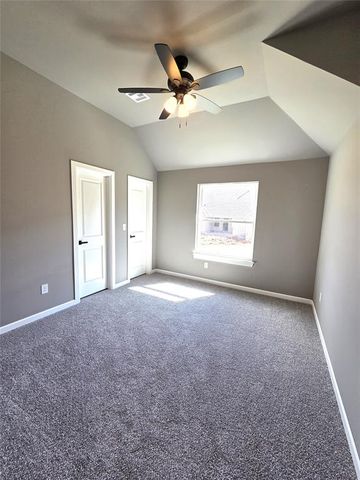 11604 NW 103rd Street, Yukon, OK 73099